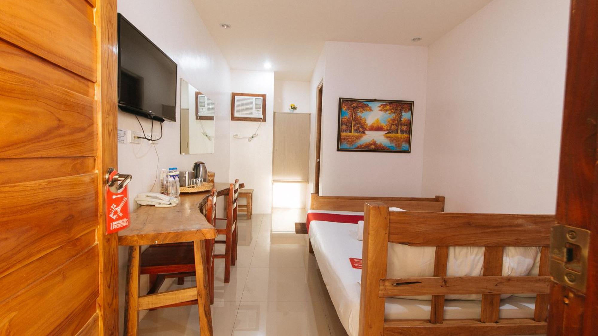 Reddoorz Plus @ Jollydays Hotel Nueva Ecija San Jose  Exterior photo