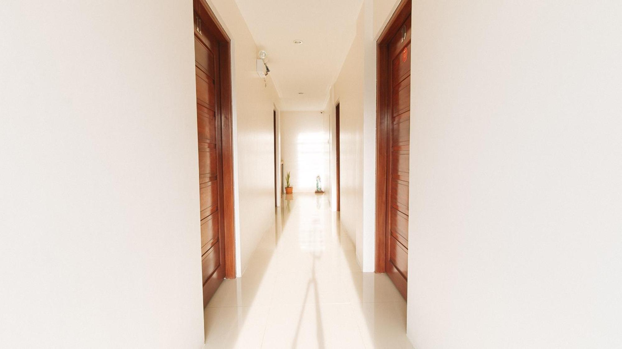 Reddoorz Plus @ Jollydays Hotel Nueva Ecija San Jose  Exterior photo
